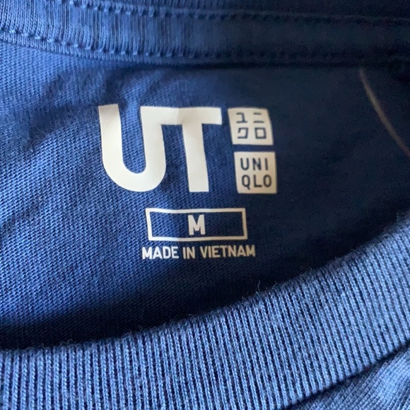 Uniqlo boys tshirt - Picture 2 of 5